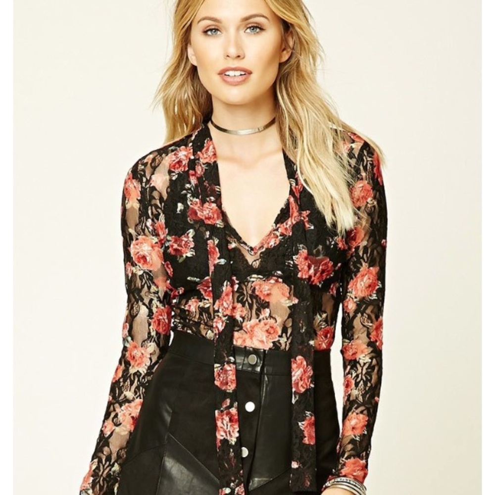 NWOT Forever 21 Rose Print Lace Top